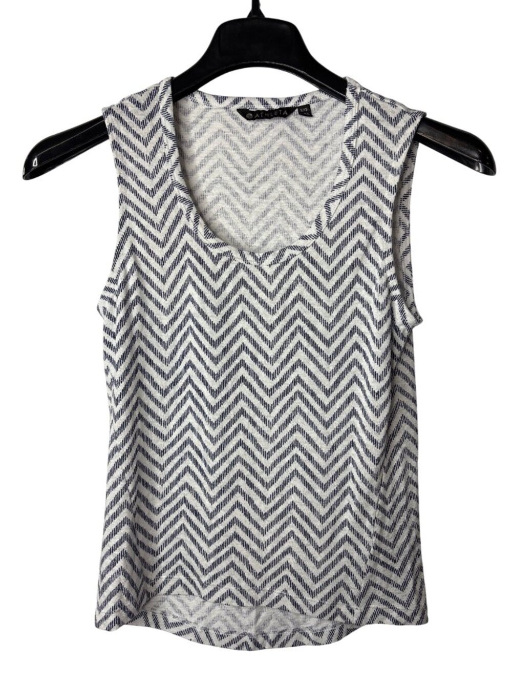 Athleta Breezy Muscle Tank Top Size XXS Chevron White Blue